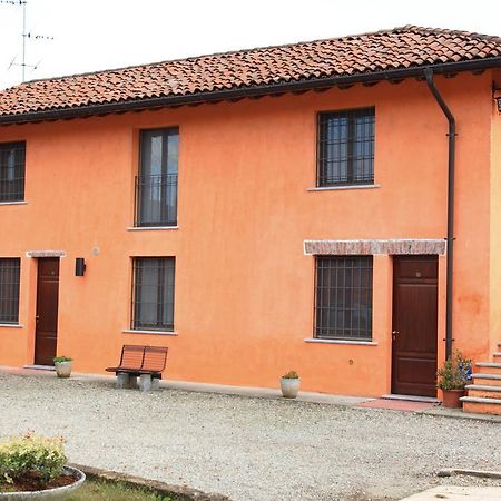 Locate di Triulzi Alloggio Agrituristico Cascina Tappa المظهر الخارجي الصورة